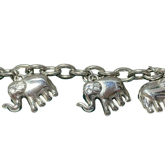 Puffed Elephant Silvertone Oval Link Bracelet 7.5" Upward Trunk Toggle Clasp Box - Picture 3 of 6